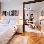 Victoriei Boutique Bucureşti