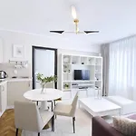 Victoriei Boutique Apartament *