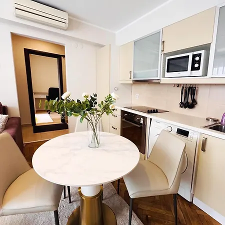 Victoriei Boutique Apartament *