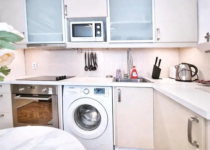 Victoriei Boutique *